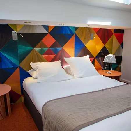 Clement Ader Aparthotel