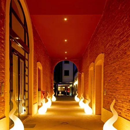 Hotel apartamentowy Clement Ader Tuluza