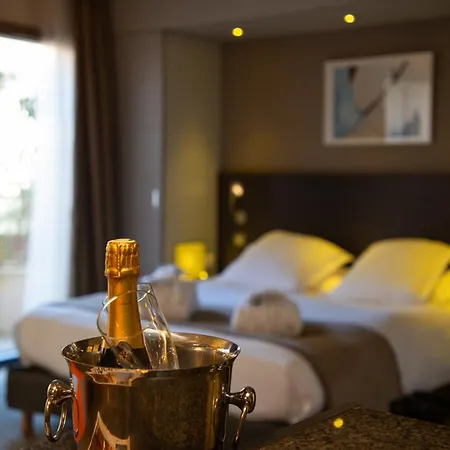 Hotel apartamentowy Clement Ader