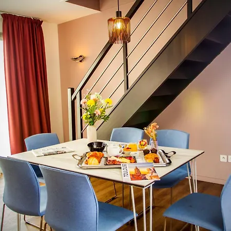 Aparthotel Clement Ader 4*