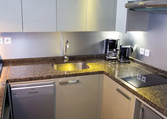 Clement Ader 아파트호텔 4*