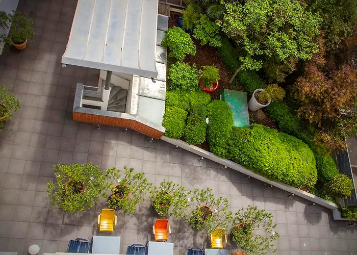 Clement Ader 아파트호텔 툴루즈