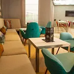 Clement Ader Aparthotel