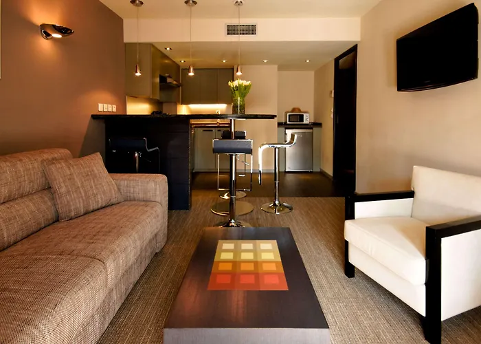 Clément Ader Apart-hotel 4*