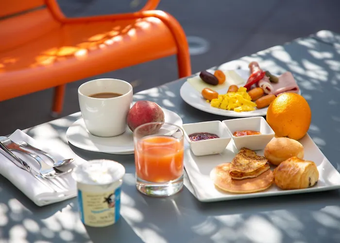 Apart-hotel Clément Ader 4*